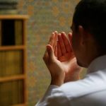 Khutbah Jumat: Hati Merasa Jauh dari Allah, Apa yang Harus Dilakukan?